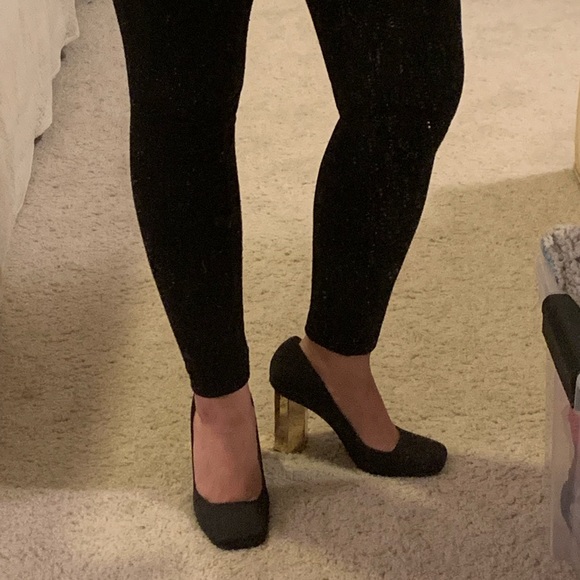 New Tory Burch black pumps gold heels 7 - Picture 3 of 7